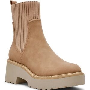 Dolce Vita Tan Winter Boots